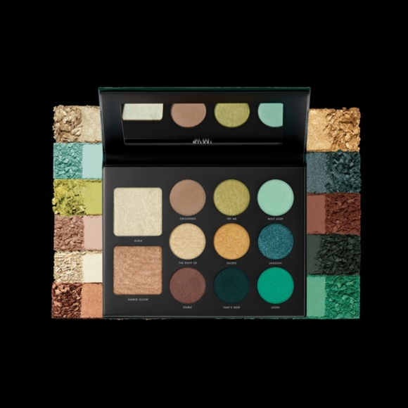 HP!!NWT ☆ 2 Milani Gilded Palettes - Picture 2 of 4